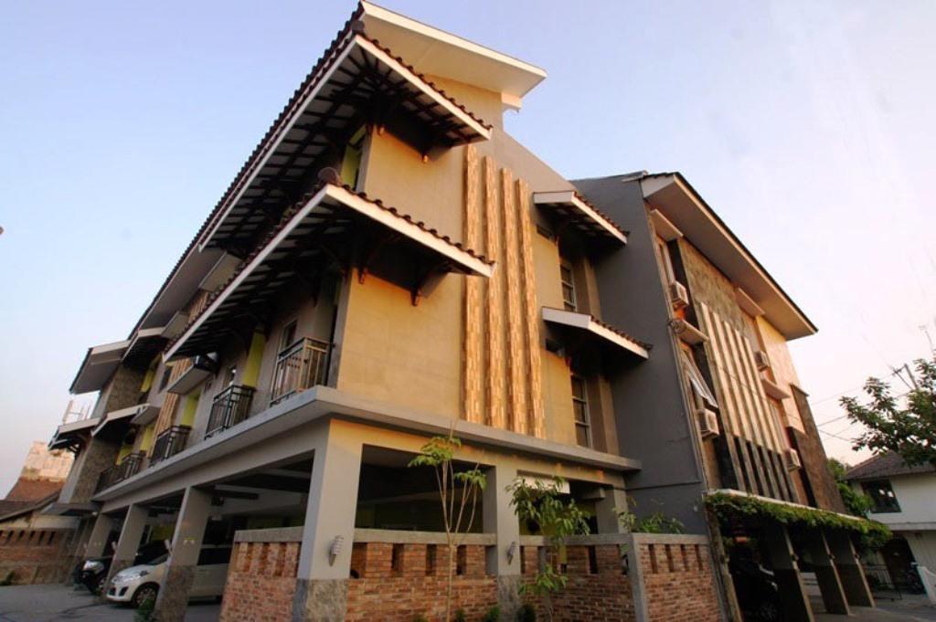 Oasis Studio - Satu Kejayan Exterior photo