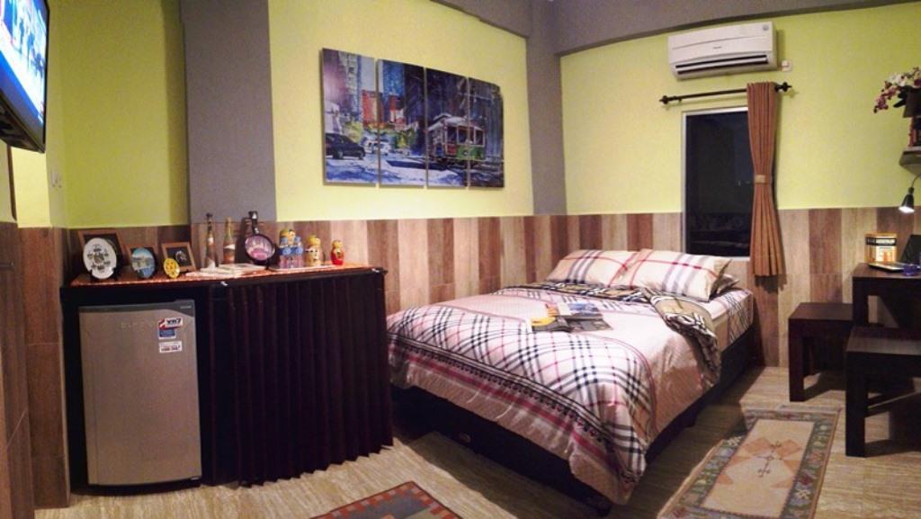 Oasis Studio - Satu Kejayan Room photo